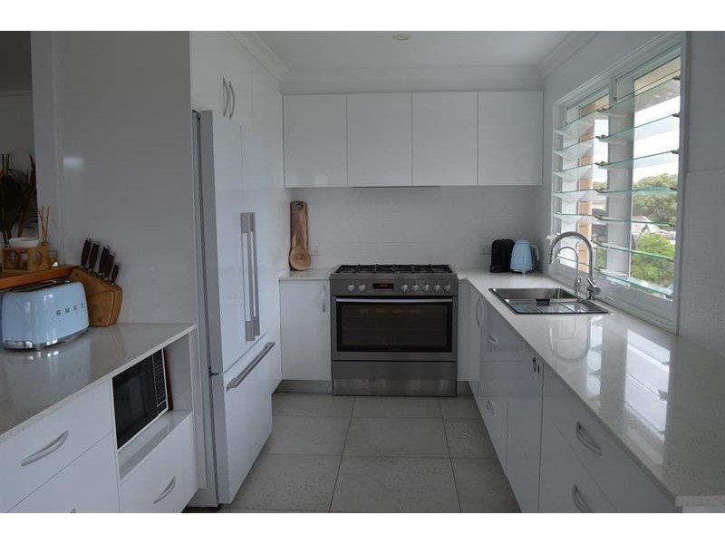 56 Coonawarra Ct, Yamba NSW 2464