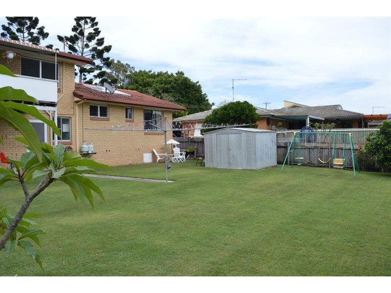 56 Coonawarra Ct, Yamba NSW 2464