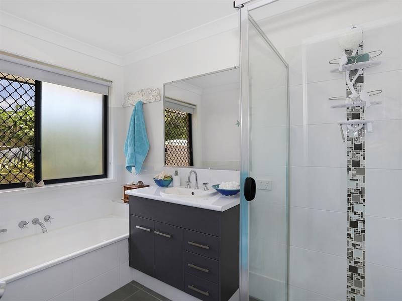 168 Yamba Rd, Yamba NSW 2464