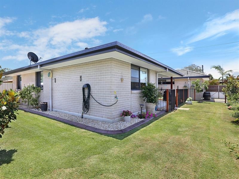 168 Yamba Rd, Yamba NSW 2464