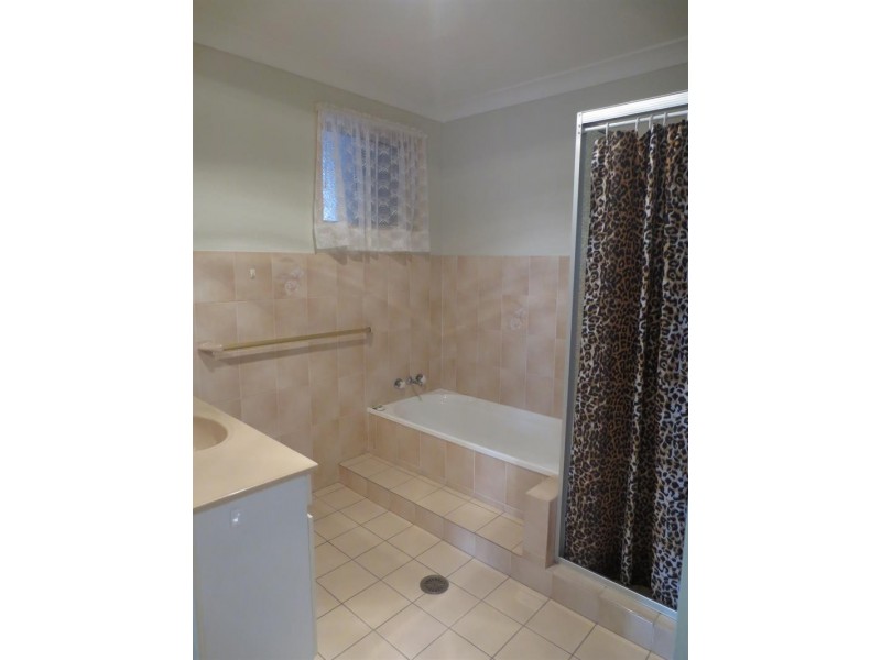 2/23 Casuarina Cl, Yamba NSW 2464