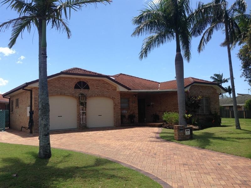 14 The Mainbrace, Yamba NSW 2464