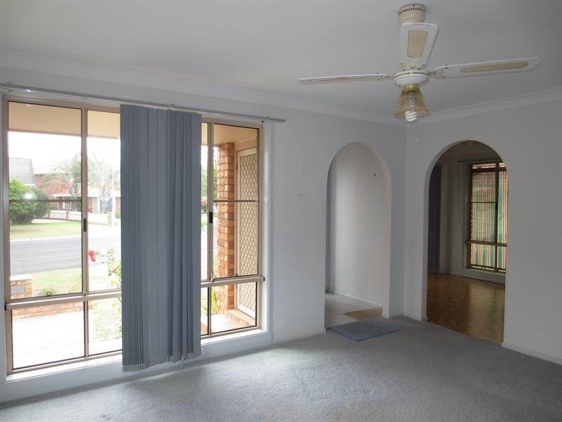 1/20 Melaleuca Dr, Yamba NSW 2464