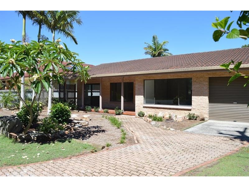 63 Shores Drive, Yamba NSW 2464