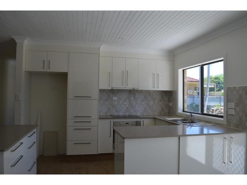63 Shores Drive, Yamba NSW 2464
