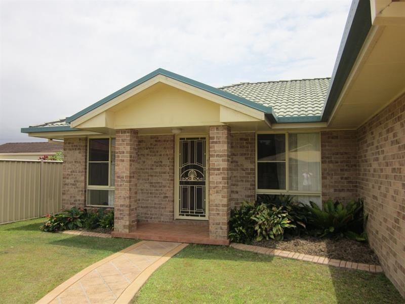 38 Harold Tory  Dr, Yamba NSW 2464