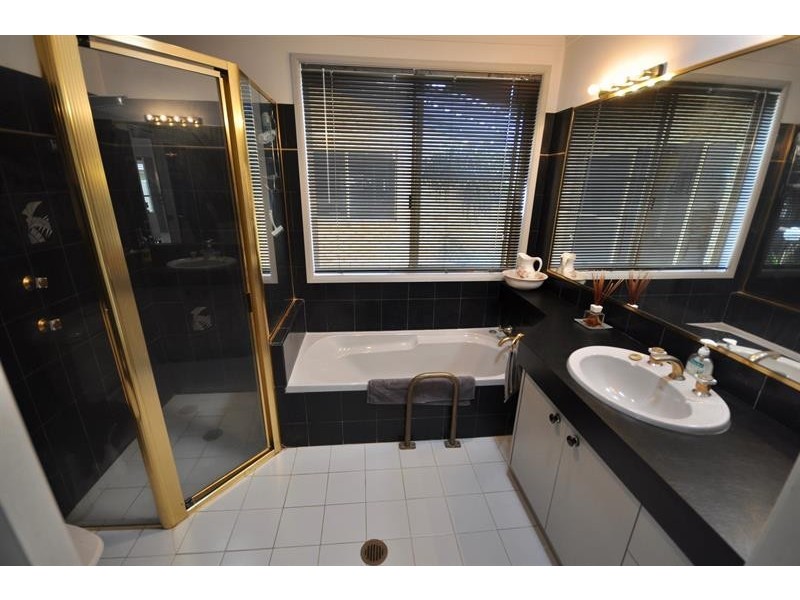 5 Palm Tce, Yamba NSW 2464