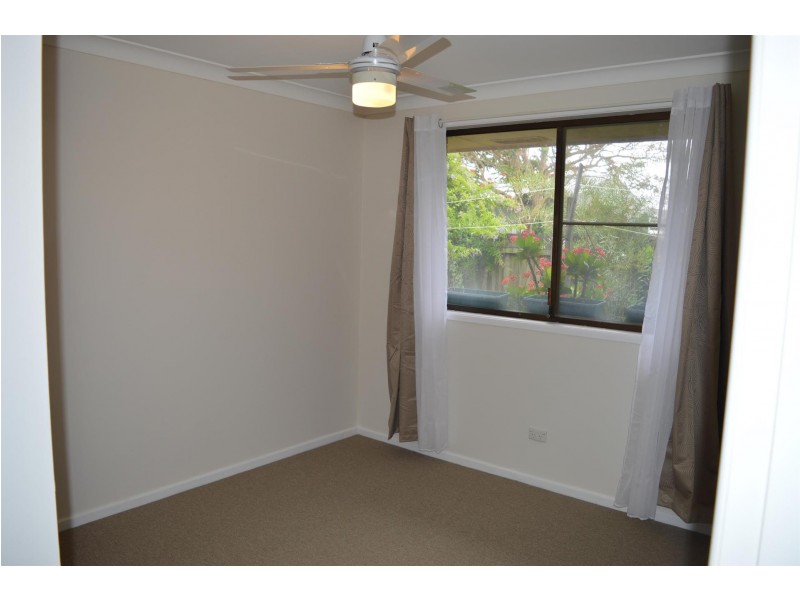 2/6 Roseland Avenue, Yamba NSW 2464