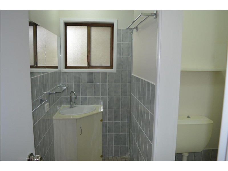 2/6 Roseland Avenue, Yamba NSW 2464