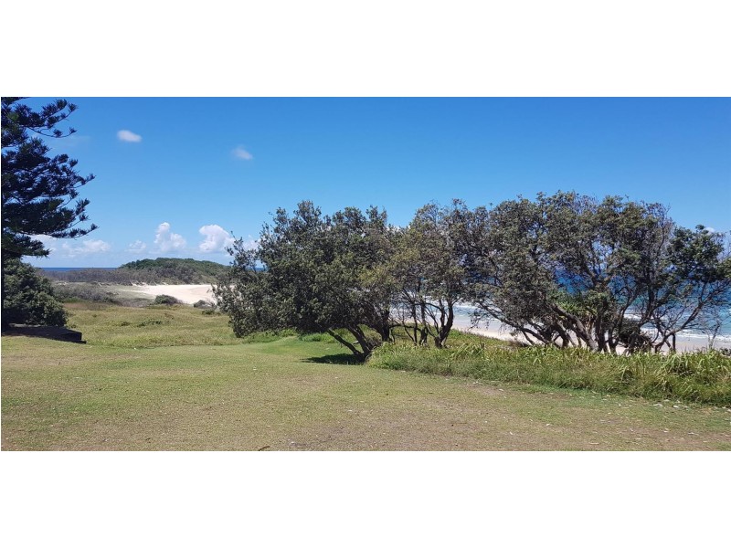 1/7 Pacific Pde, Yamba NSW 2464