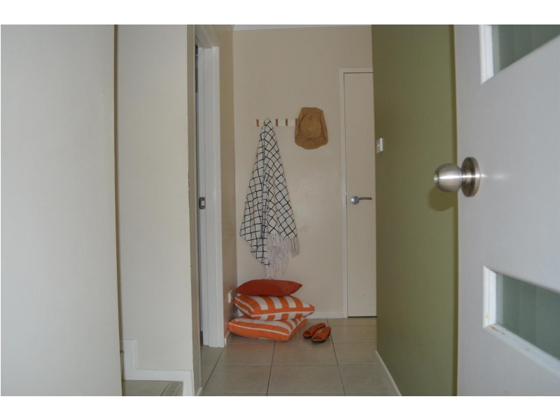 1/7 Pacific Pde, Yamba NSW 2464
