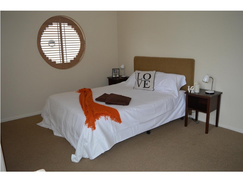 1/7 Pacific Pde, Yamba NSW 2464