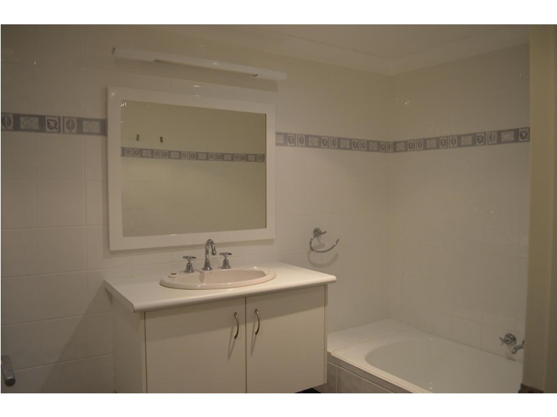 1/7 Pacific Pde, Yamba NSW 2464
