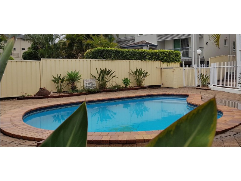 1/7 Pacific Pde, Yamba NSW 2464