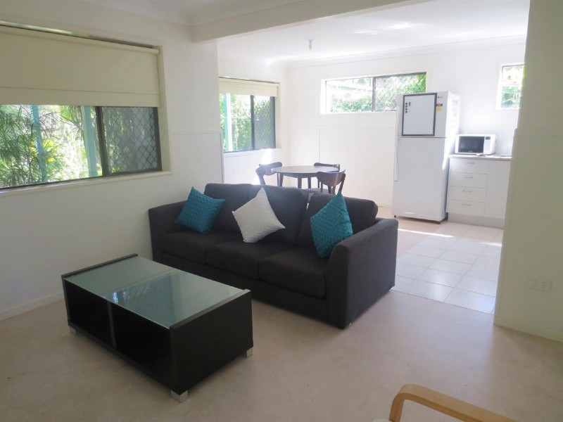 4B Endeavour St, Yamba NSW 2464