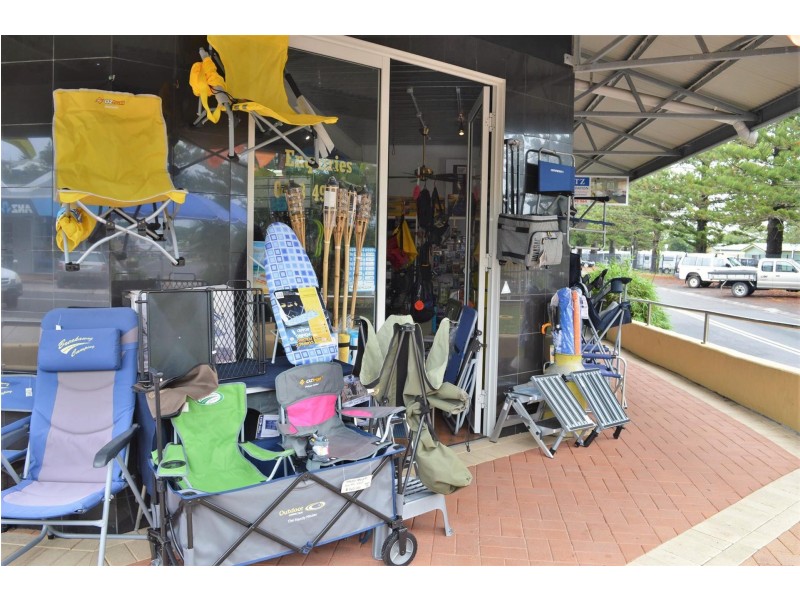 1 Yamba Street, Yamba NSW 2464