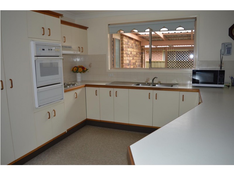 8 Palm Terrace, Yamba NSW 2464