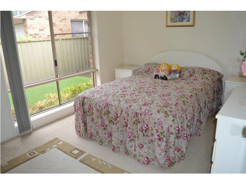 8 Palm Terrace, Yamba NSW 2464