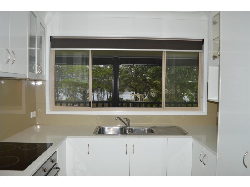 2 Yamba Street, Palmers Island NSW 2463