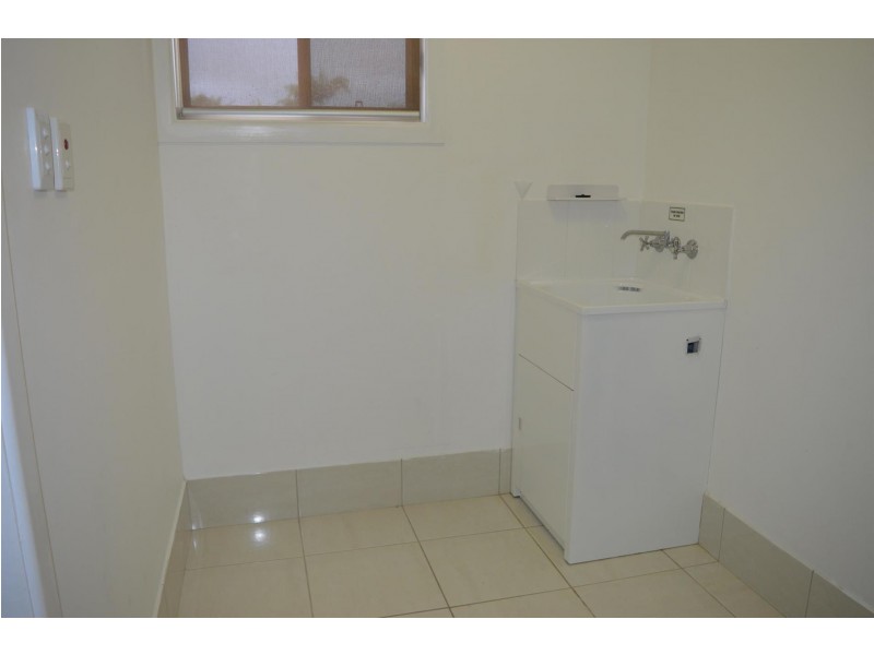 2 Yamba Street, Palmers Island NSW 2463