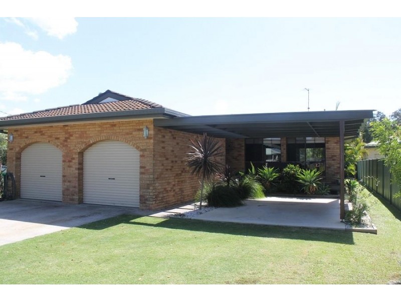 147 Yamba Road, Yamba NSW 2464