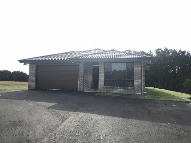 134 Carrs Drive, Yamba NSW 2464