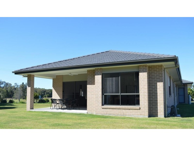 134 Carrs Drive, Yamba NSW 2464