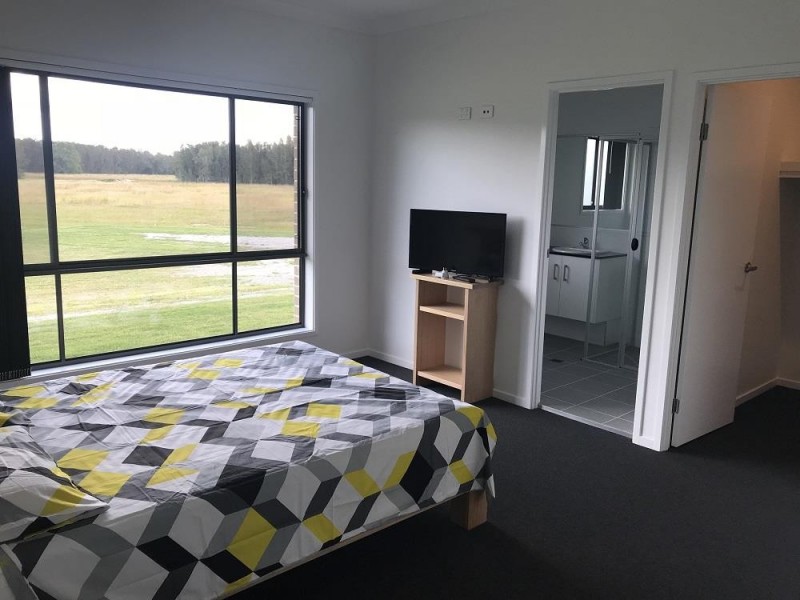 136 Carrs Drive, Yamba NSW 2464