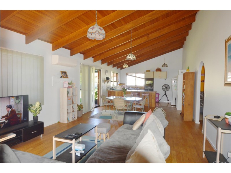 72 Gumnut Road, Yamba NSW 2464