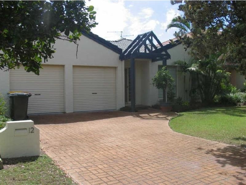 12 Beachside Way, Yamba NSW 2464