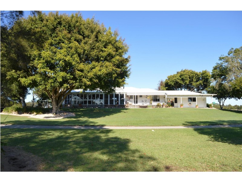 260 School Road, Palmers Island NSW 2463