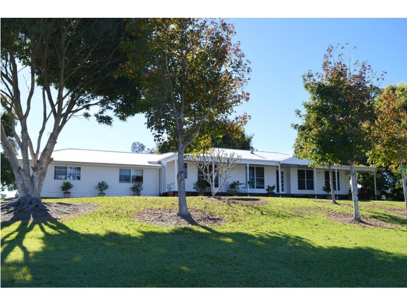 260 School Road, Palmers Island NSW 2463