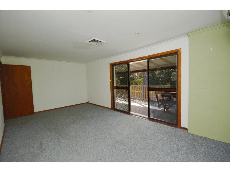 8 Coonawarra Court, Yamba NSW 2464
