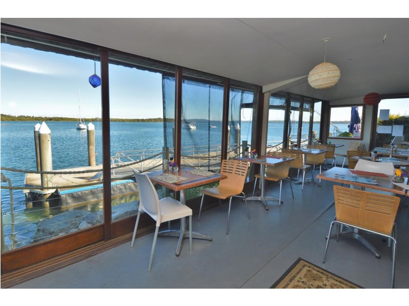 2a Charles Street, Iluka NSW 2466