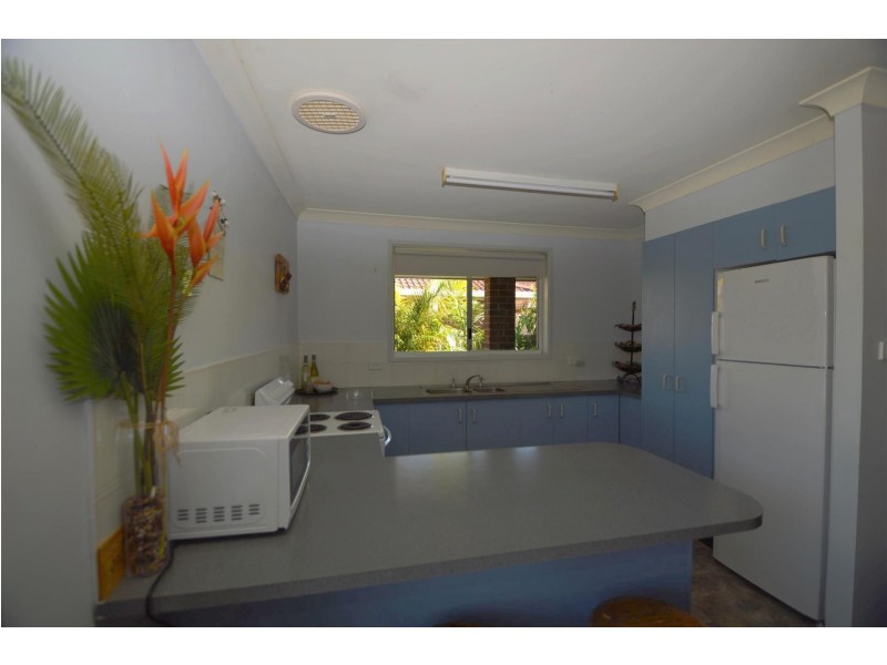 2/16 Heron Court, Yamba NSW 2464