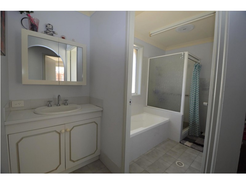 2/16 Heron Court, Yamba NSW 2464