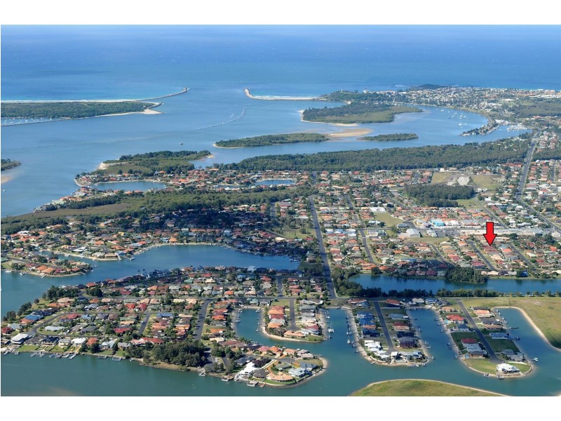 2/16 Heron Court, Yamba NSW 2464