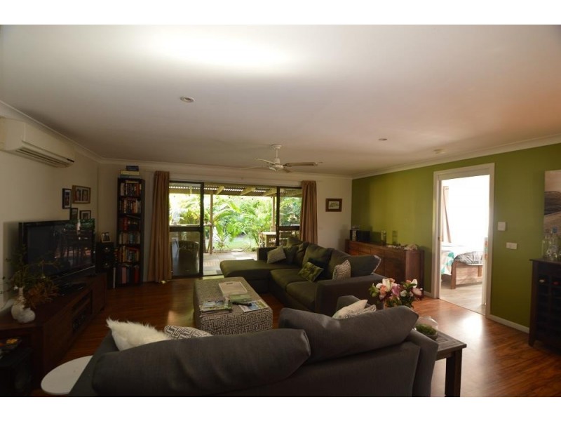 10 Susan Street, Yamba NSW 2464
