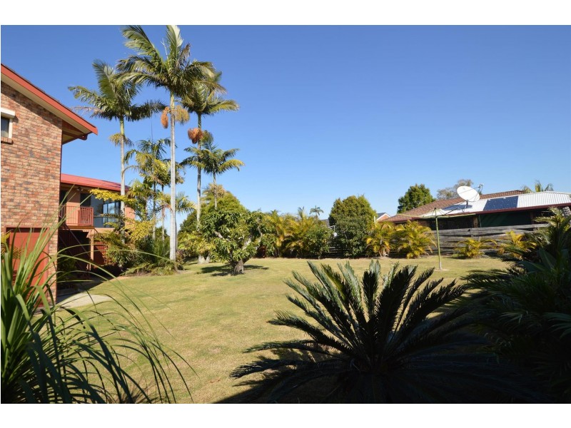 5 Banksia Place, Yamba NSW 2464