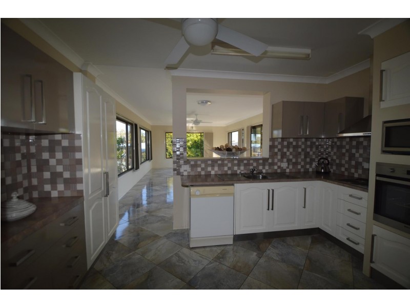 5 Banksia Place, Yamba NSW 2464