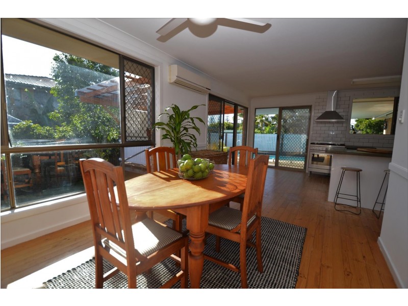 54 Coonawarra Court, Yamba NSW 2464