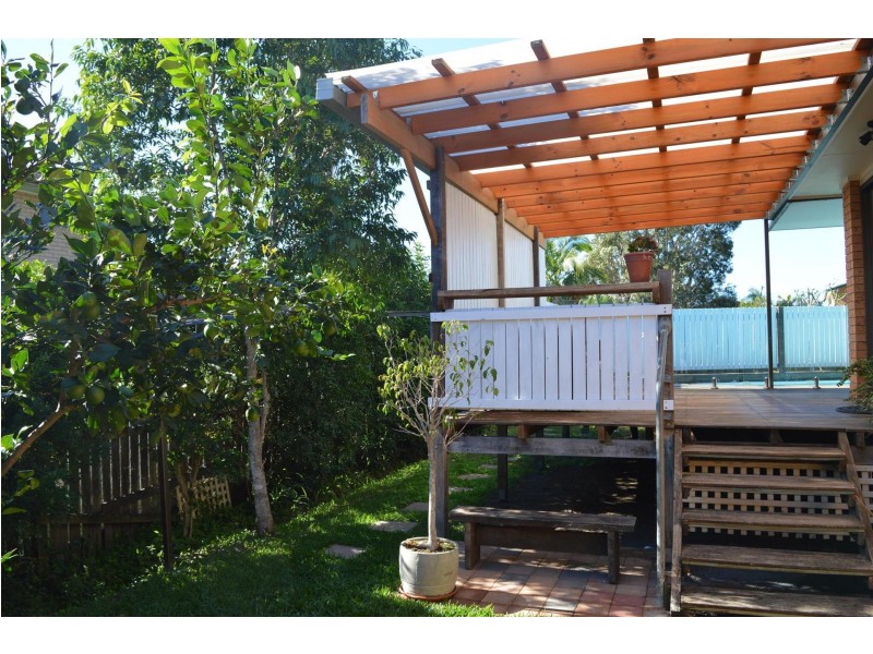 54 Coonawarra Court, Yamba NSW 2464