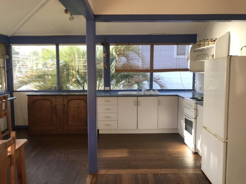 12 Marandowie Drive, Iluka NSW 2466