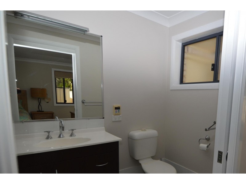 3 Investigators Place, Yamba NSW 2464