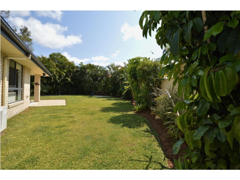 3 Investigators Place, Yamba NSW 2464