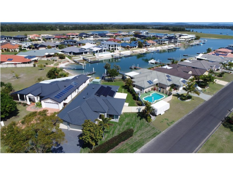 1 Nabilla Court, Yamba NSW 2464