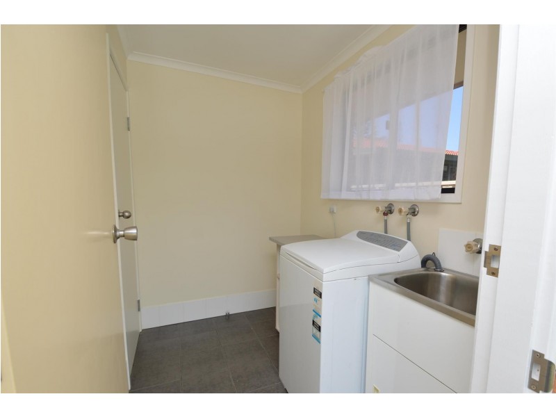 14 Coonawarra Court, Yamba NSW 2464