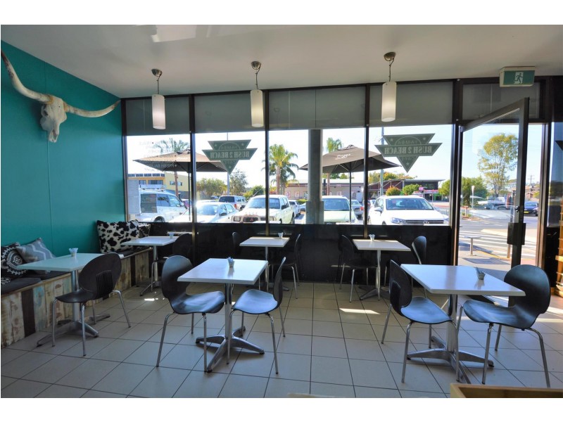 Shop 33/1-3 Treelands Drive, Yamba NSW 2464