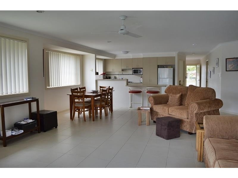 73 Park  Avenue, Yamba NSW 2464