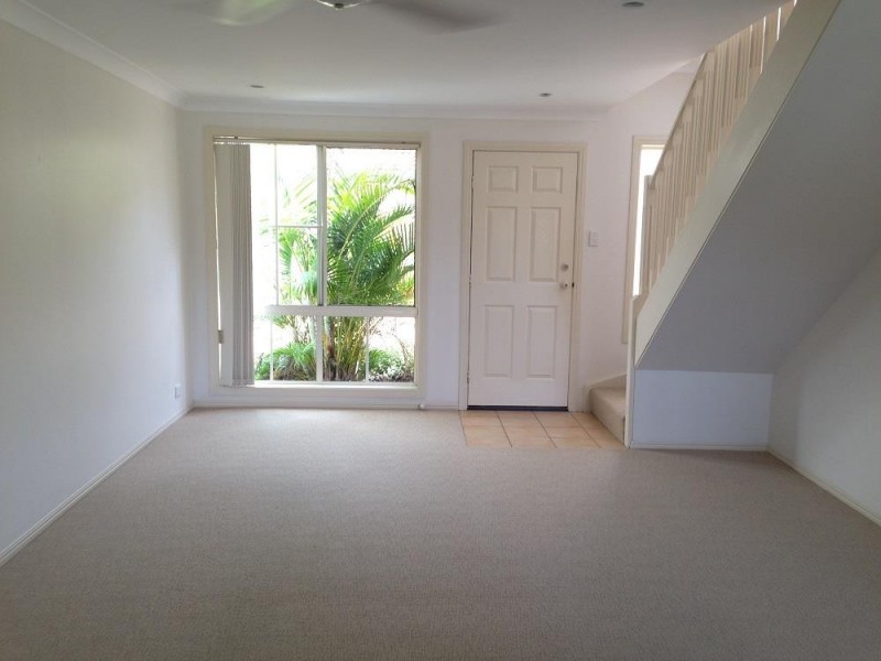 2/1 Urara Street, Yamba NSW 2464